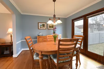 6 S Wa Pella Avenue, Mount Prospect, IL 60056 - Photo 7
