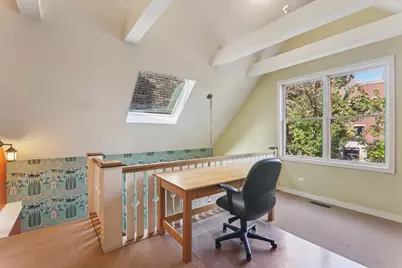 1027 W Newport Avenue, Chicago, IL 60657 - Photo 19