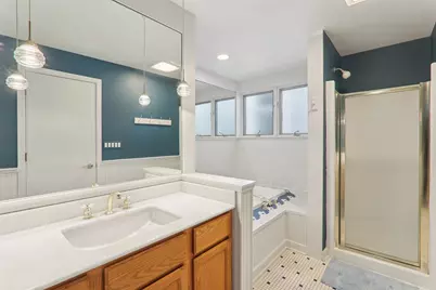 1027 W Newport Avenue, Chicago, IL 60657 - Photo 25