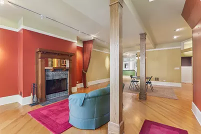 1027 W Newport Avenue, Chicago, IL 60657 - Photo 7