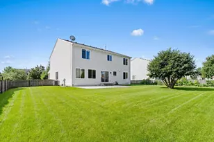 25138 Presidential Ave, Plainfield, IL 60544 - Photo 3