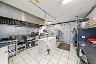 3739 W Fullerton Ave, Chicago, IL 60647 - Photo 13