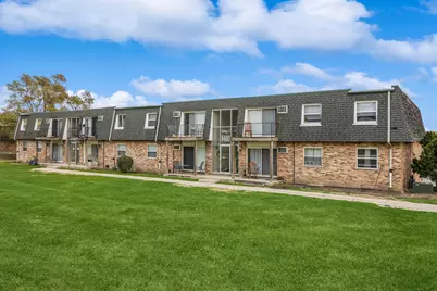 8480 W 103rd Terrace #301, Palos Hills, IL 60465 - Photo 1