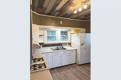 2532 Johnson Street, West Brooklyn, IL 61378 - Photo 3