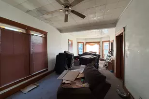 22-24 W Clark St, Freeport, IL 61032 - Photo 3