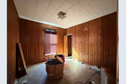 22-24 W Clark Street, Freeport, IL 61032 - Photo 5