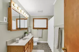 617 W John St, Champaign, IL 61820 - Photo 13