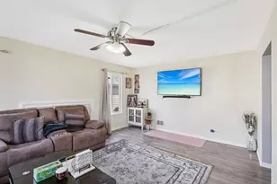 1290 E Fox Chase Dr, Round Lake Beach, IL 60073 - Photo 9