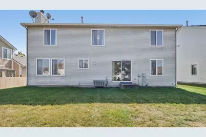 1290 E Fox Chase Drive, Round Lake Beach, IL 60073 - Photo 33