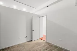 500 W Superior St, Chicago, IL 60654 - Photo 15