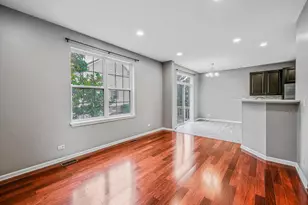 1090 Maubert Ct, Carol Stream, IL 60188 - Photo 9