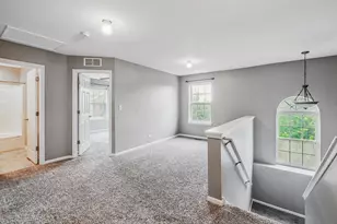 1090 Maubert Ct, Carol Stream, IL 60188 - Photo 21