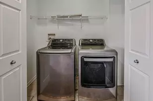 1090 Maubert Ct, Carol Stream, IL 60188 - Photo 19