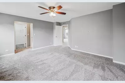 1090 Maubert Court, Carol Stream, IL 60188 - Photo 29