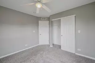 1090 Maubert Ct, Carol Stream, IL 60188 - Photo 25