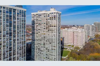 5455 N Sheridan Road #3906, Chicago, IL 60640 - Photo 1