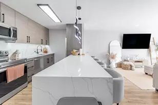 5455 N Sheridan Rd, Chicago, IL 60640 - Photo 5