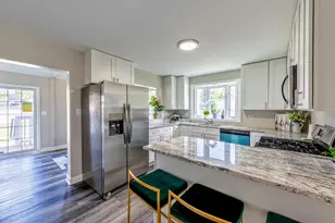 [Address not provided], Brookfield, IL 60513 - Photo 9