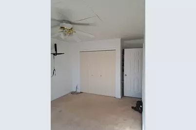 7807 Parkside Avenue, Burbank, IL 60459 - Photo 11