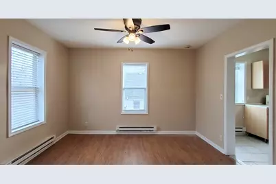 839 N Broadway Street #2, Joliet, IL 60435 - Photo 7