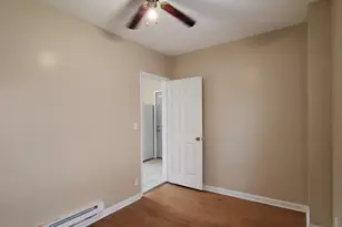 839 N Broadway St, Joliet, IL 60435 - Photo 11