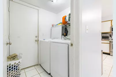 686 Legends Drive, Carol Stream, IL 60188 - Photo 7