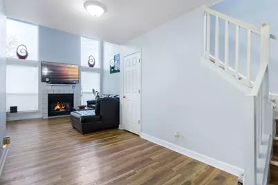 686 Legends Drive, Carol Stream, IL 60188 - Photo 13