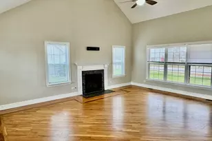 516 Chestnut Ln, Peotone, IL 60468 - Photo 3