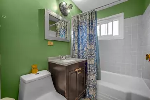 706 E Shabonee Trail, Mount Prospect, IL 60056 - Photo 11