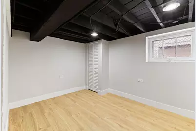 10211 S Yale Avenue, Chicago, IL 60628 - Photo 19