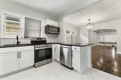 10211 S Yale Avenue, Chicago, IL 60628 - Photo 13