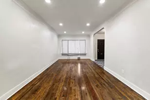 10211 S Yale Ave, Chicago, IL 60628 - Photo 7