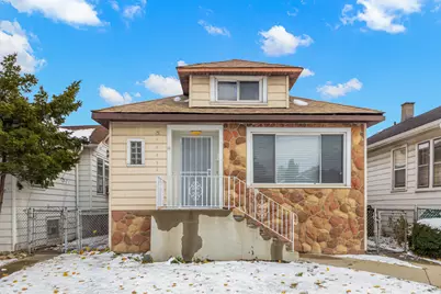 10211 S Yale Avenue, Chicago, IL 60628 - Photo 1