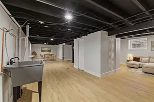 10211 S Yale Ave, Chicago, IL 60628 - Photo 17