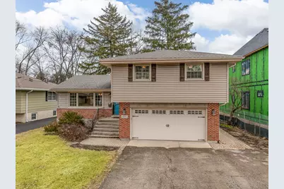 4817 Stonewall Avenue, Downers Grove, IL 60515 - Photo 1