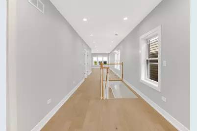 4721 W Warwick Avenue, Chicago, IL 60641 - Photo 29