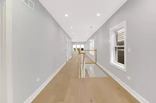 4721 W Warwick Ave, Chicago, IL 60641 - Photo 29