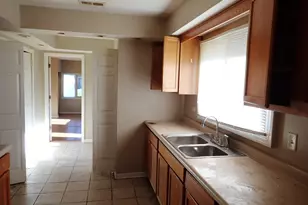 365 Waverly St, Park Forest, IL 60466 - Photo 5