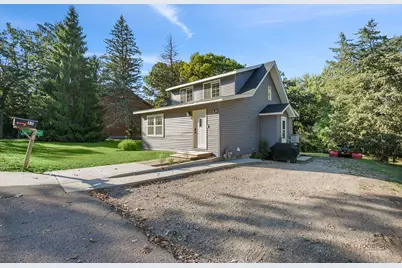 68 E Lakeview Avenue, Round Lake Beach, IL 60073 - Photo 35