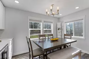 68 E Lakeview Ave, Round Lake Beach, IL 60073 - Photo 11