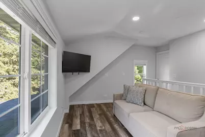 68 E Lakeview Avenue, Round Lake Beach, IL 60073 - Photo 27