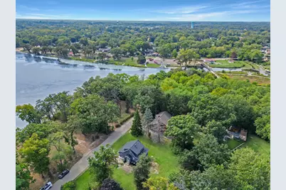 68 E Lakeview Avenue, Round Lake Beach, IL 60073 - Photo 39