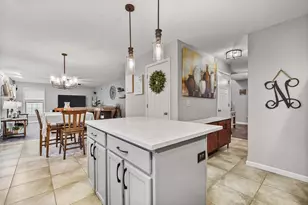 905 Dresser Dr, Normal, IL 61761 - Photo 17