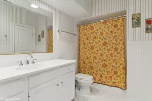 65 Round Barn Rd, Barrington Hills, IL 60010 - Photo 35