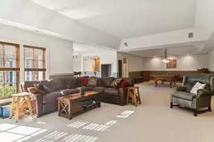 65 Round Barn Rd, Barrington Hills, IL 60010 - Photo 37