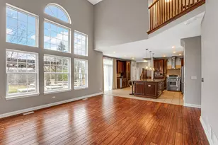 3087 Haven Ln, Lindenhurst, IL 60046 - Photo 7