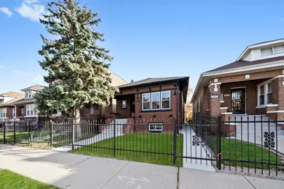 1631 N Parkside Avenue, Chicago, IL 60639 - Photo 1