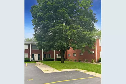 124 N Whistler Avenue #B8, Freeport, IL 61032 - Photo 7
