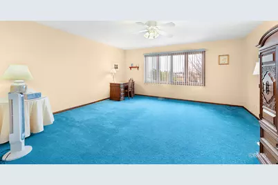 1354 W Byron Avenue #D, Addison, IL 60101 - Photo 17