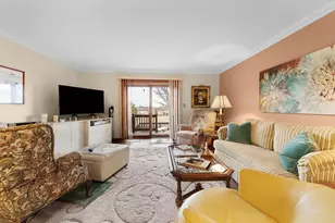 1354 W Byron Ave, Addison, IL 60101 - Photo 9